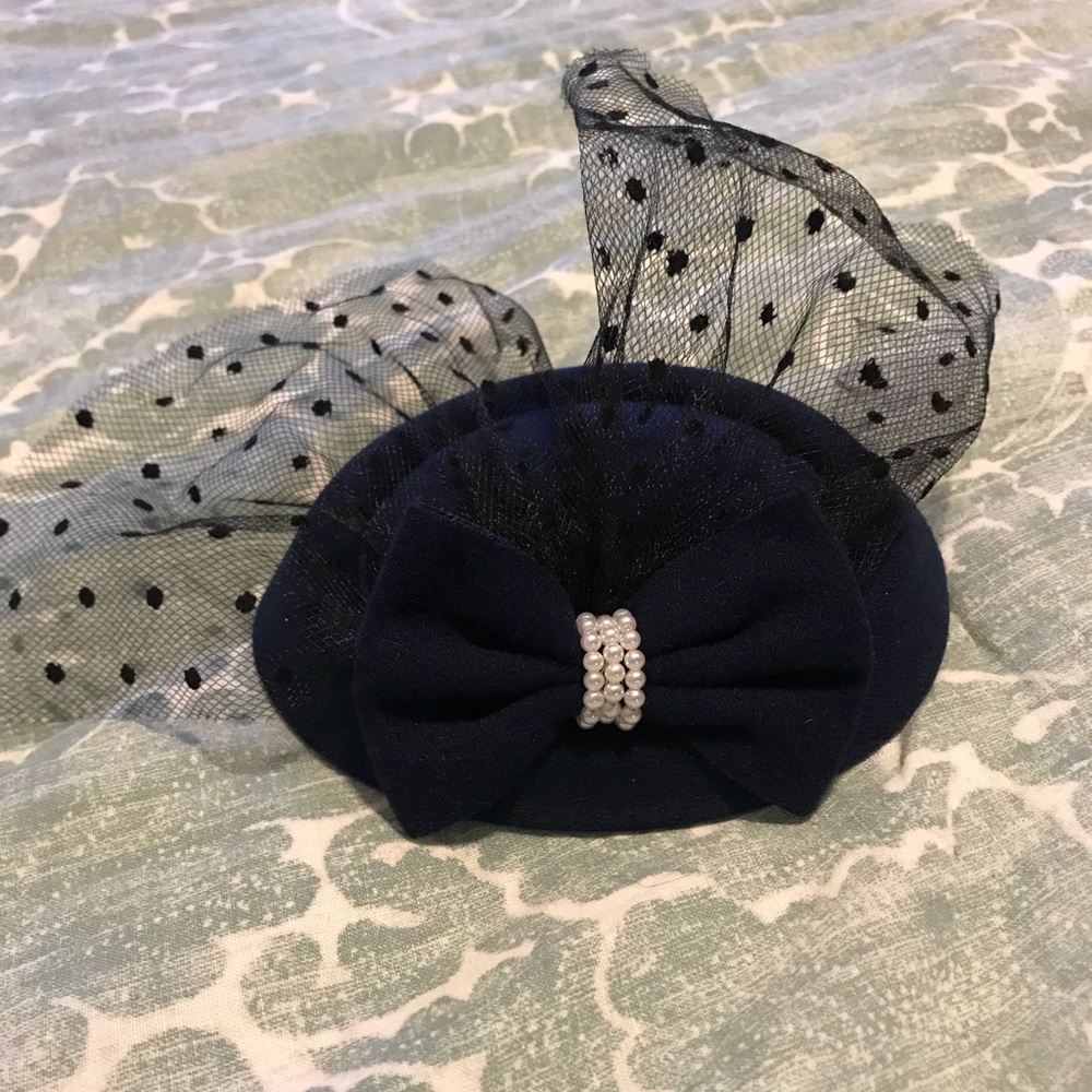Vintage pillbox hat